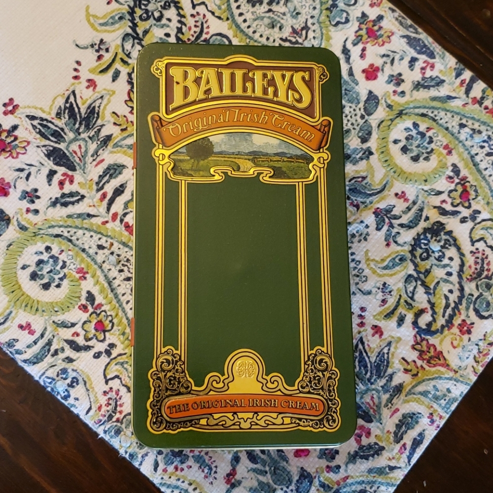 Baileys Original Irish Cream Vintage Tin Container
